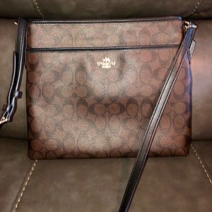 Coach crossbody like new